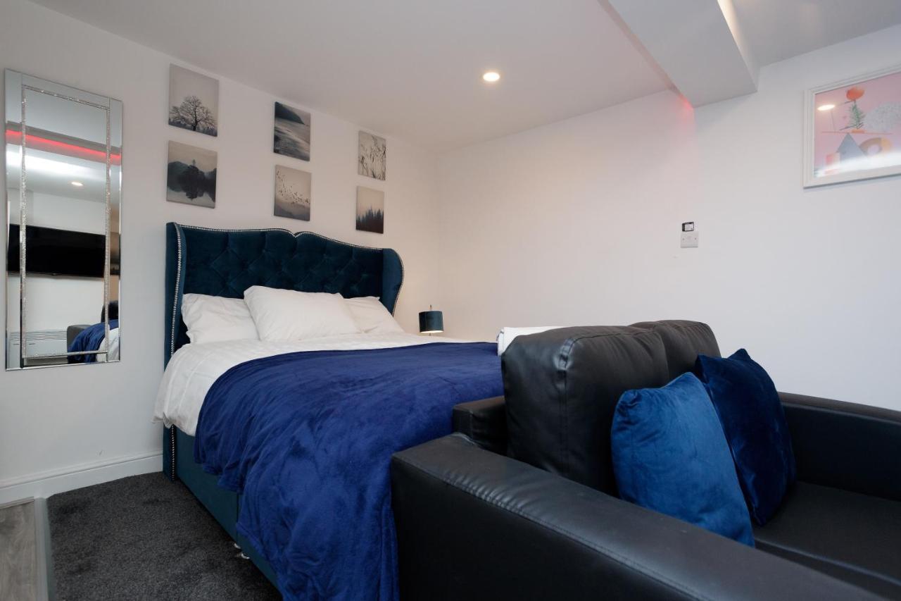 Carter House Apartments.....6 Beds In 3 Bedrooms Leeds  Ruang foto